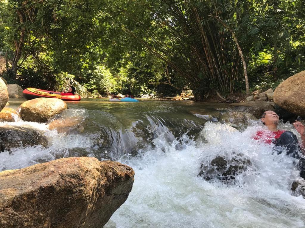 Dango1881Muslim Riverstay Padang Rengas Ngoại thất bức ảnh