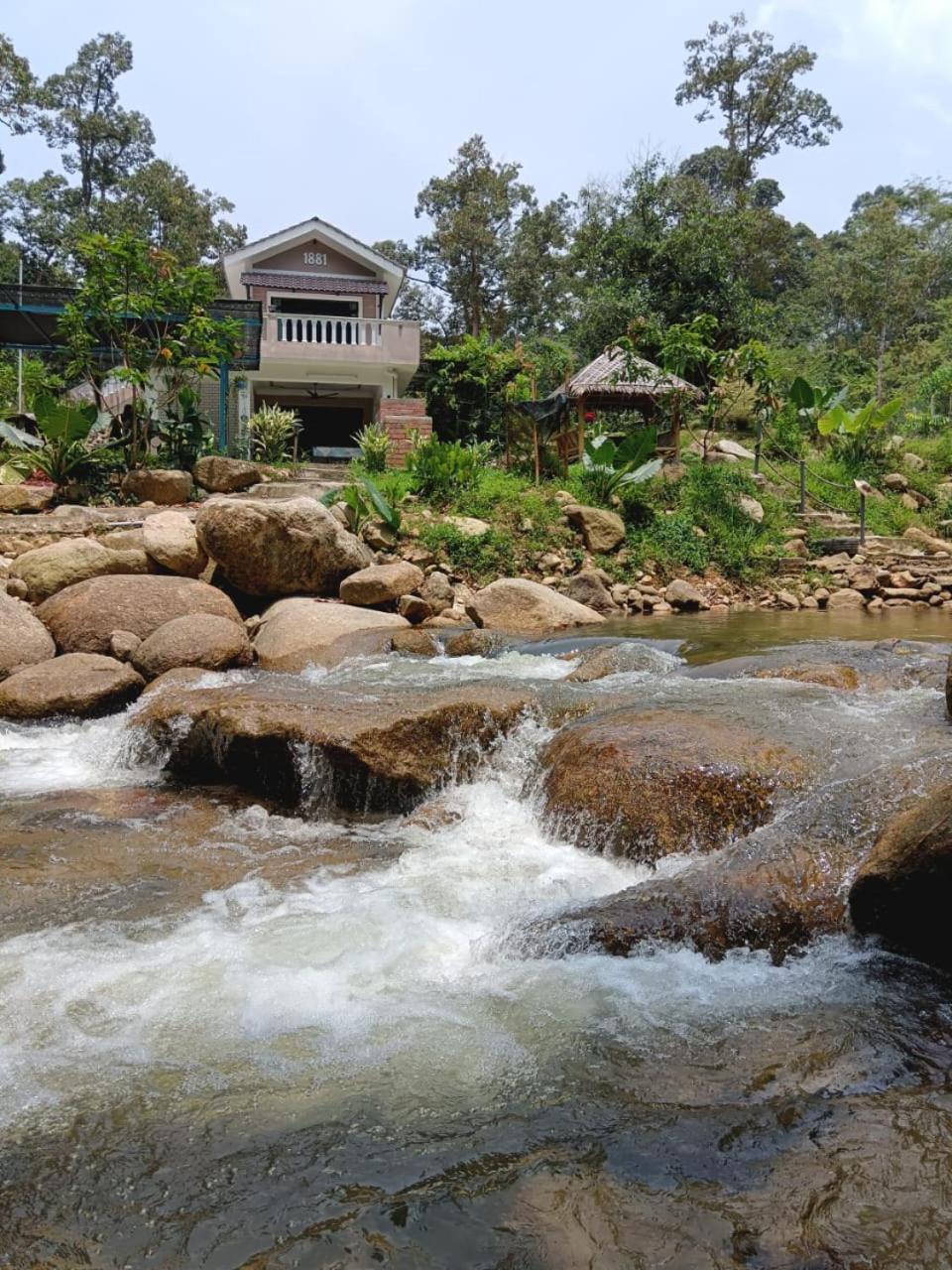 Dango1881Muslim Riverstay Padang Rengas Ngoại thất bức ảnh
